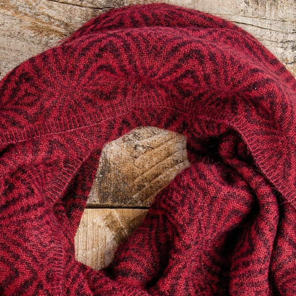 Alpaca Infinity Scarf - Burgundy - Art Andina - Burgundy Infinity scarf - Knitted Infinity Scarf - Tube scarf - Dark red scarf - Loop scarf - Warm knit scarf - Boho infinity scarf - Hygge